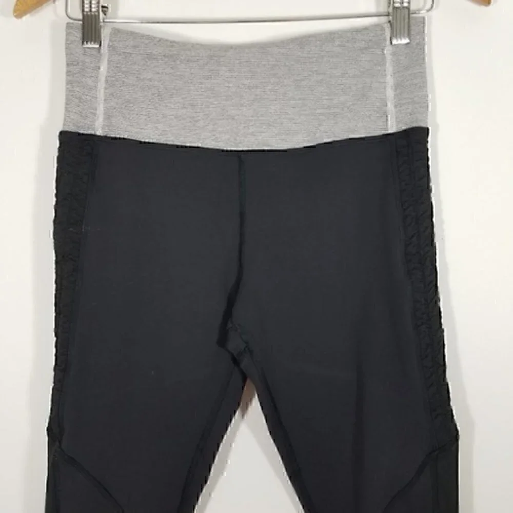 Lululemon Crop Legging Size 6